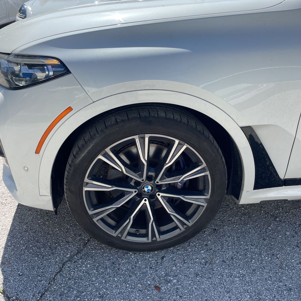 2022 BMW X7 M50i