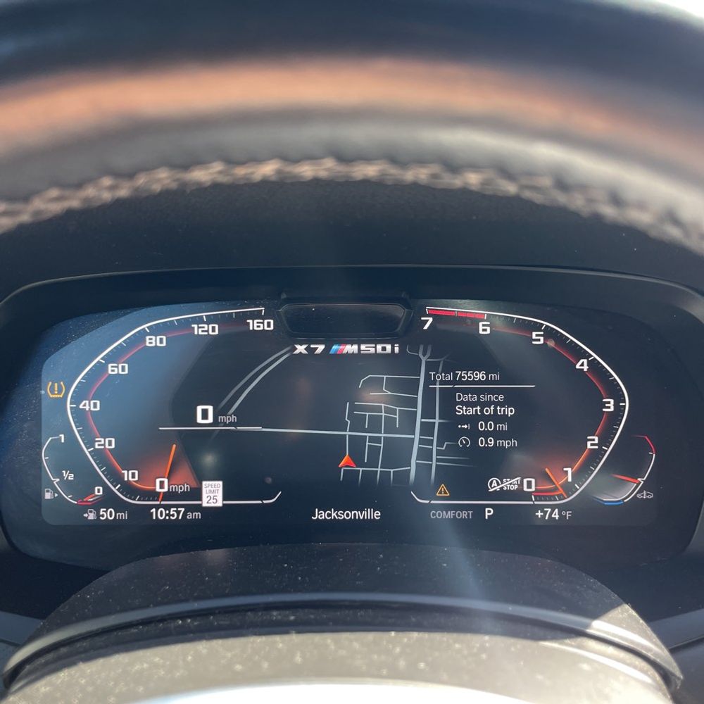 2022 BMW X7 M50i