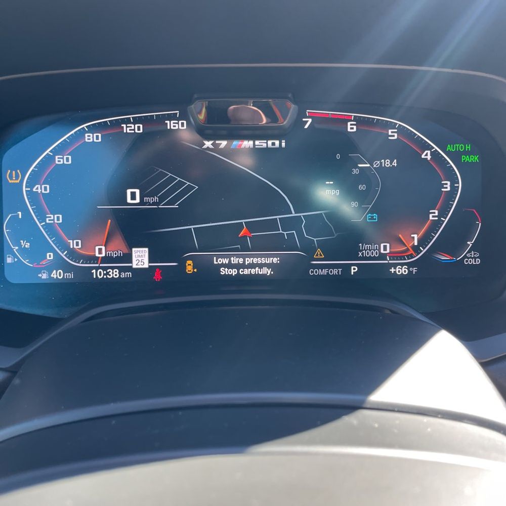 2022 BMW X7 M50i