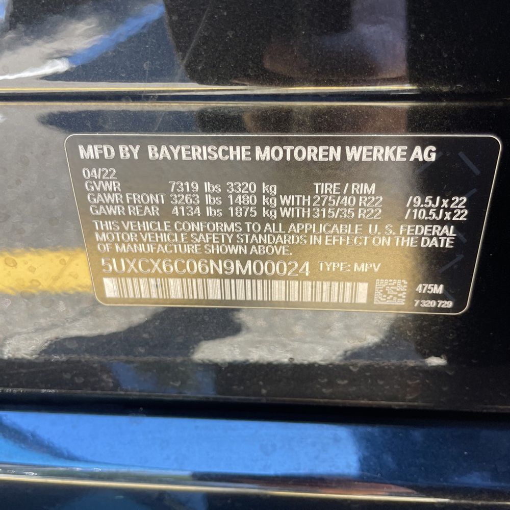 2022 BMW X7 M50i