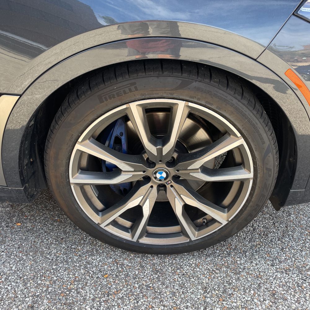 2022 BMW X7 M50i