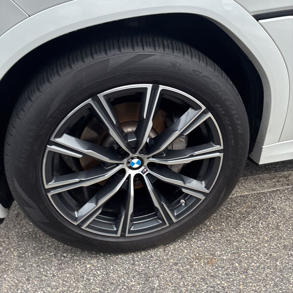 2022 BMW X6 XDrive40i
