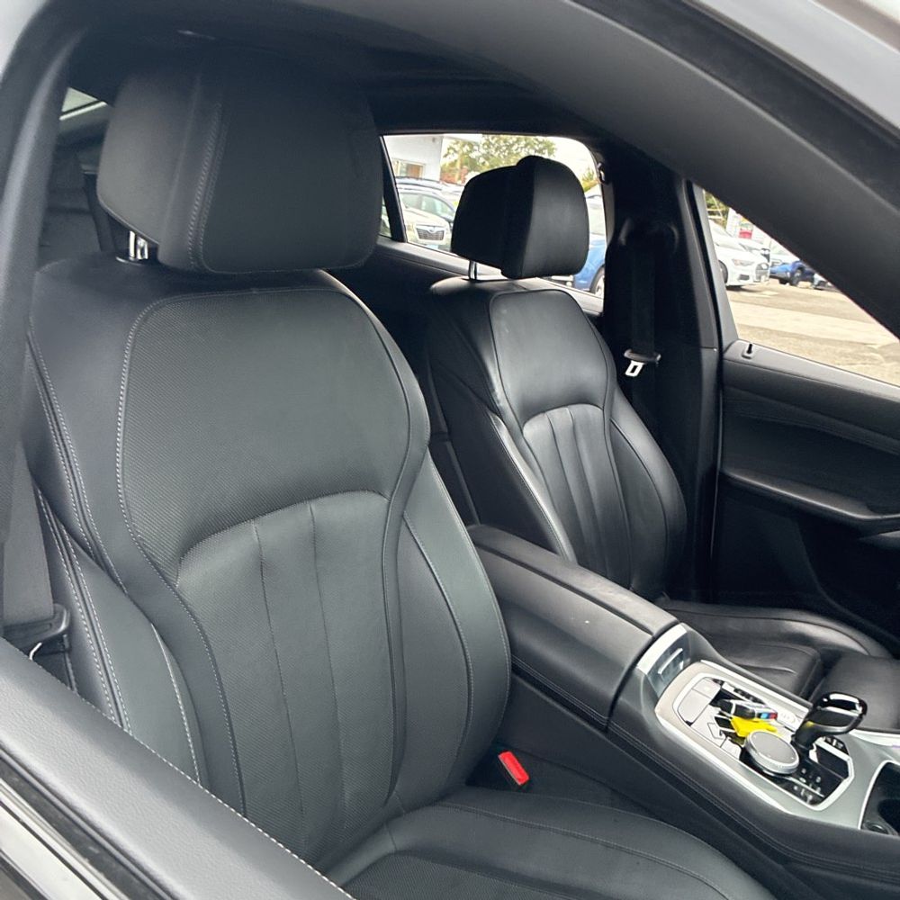 2022 BMW X6 XDrive40i
