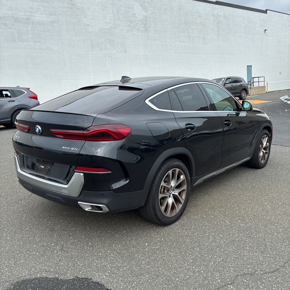 2023 BMW X6 XDrive40i