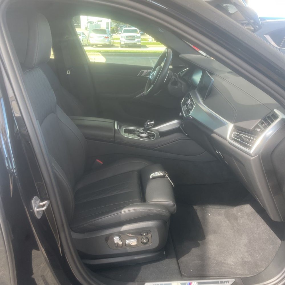 2023 BMW X6 XDrive40i