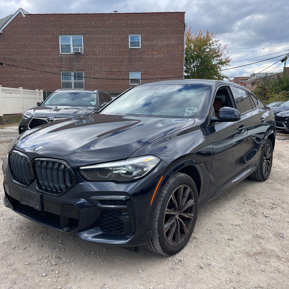2022 BMW X6 XDrive40i