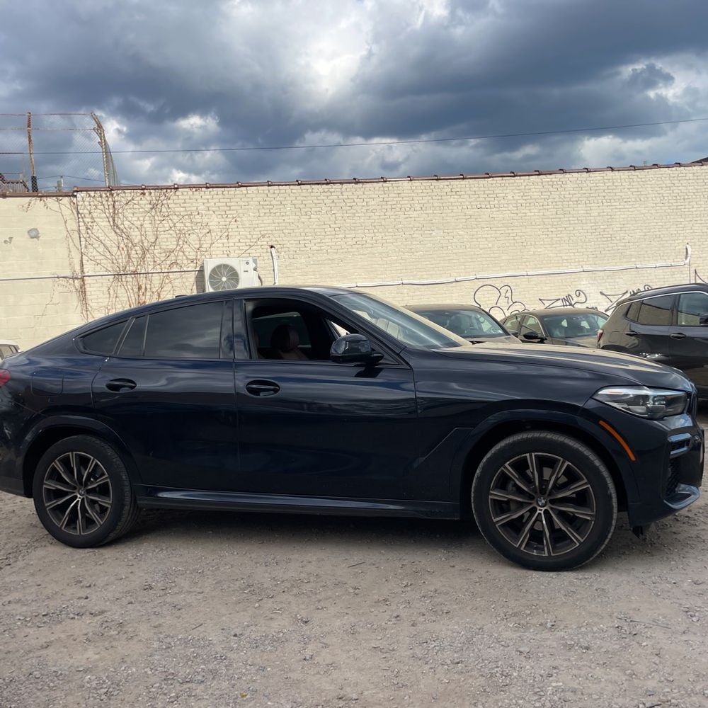 2022 BMW X6 XDrive40i