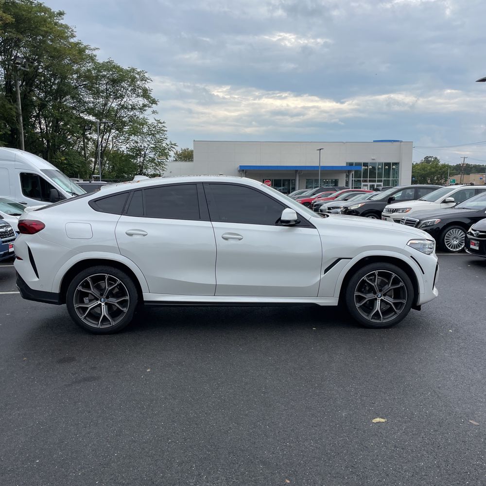 2022 BMW X6 XDrive40i