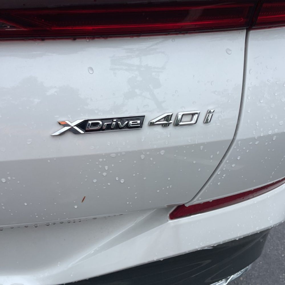 2022 BMW X6 XDrive40i