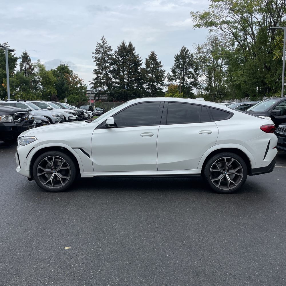 2022 BMW X6 XDrive40i