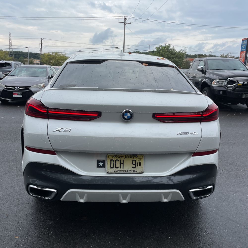 2022 BMW X6 XDrive40i