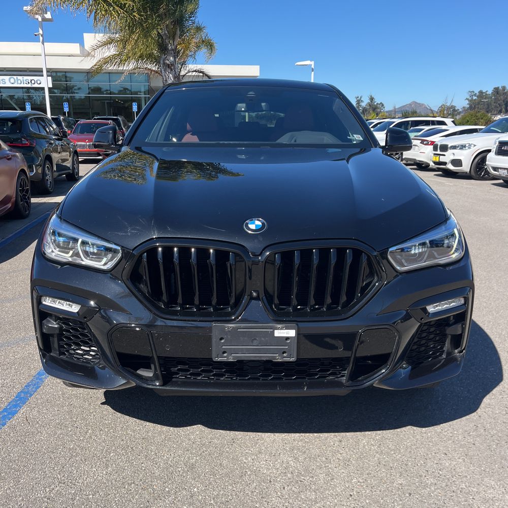 2021 BMW X6 M50i