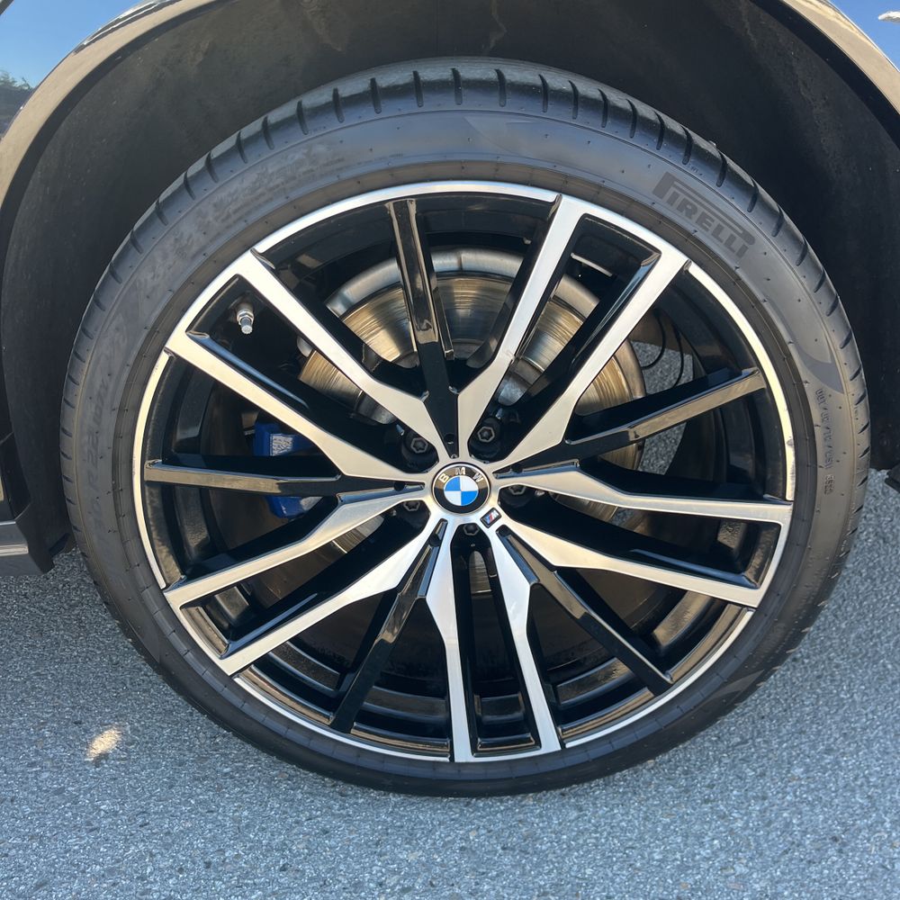2021 BMW X6 M50i