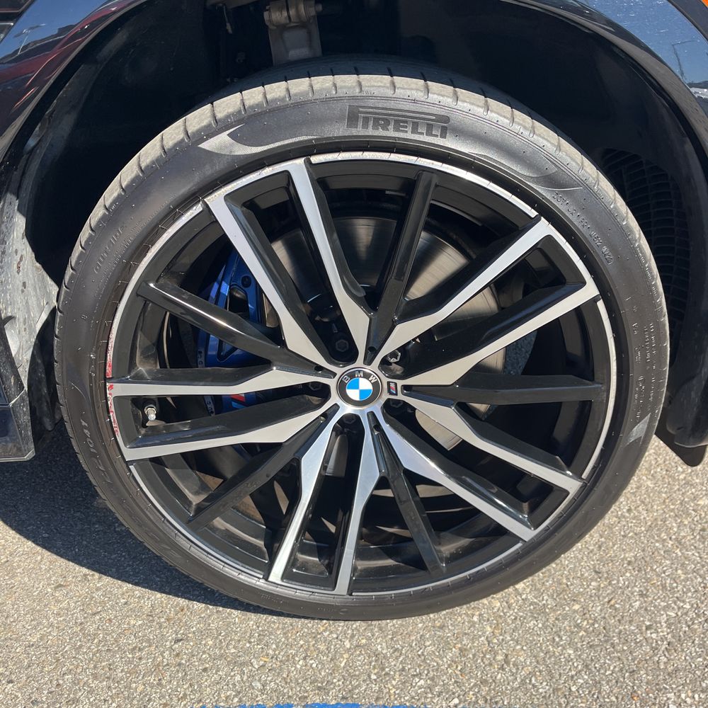 2021 BMW X6 M50i