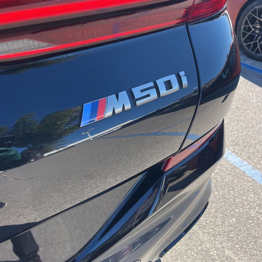 2021 BMW X6 M50i