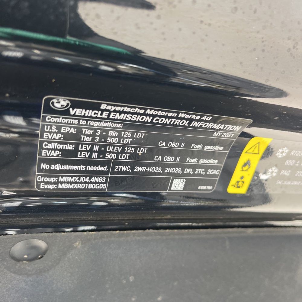 2021 BMW X6 M50i
