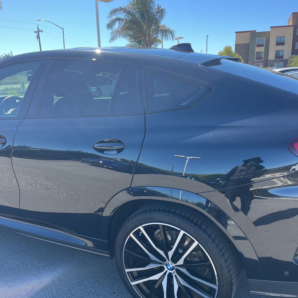 2021 BMW X6 M50i