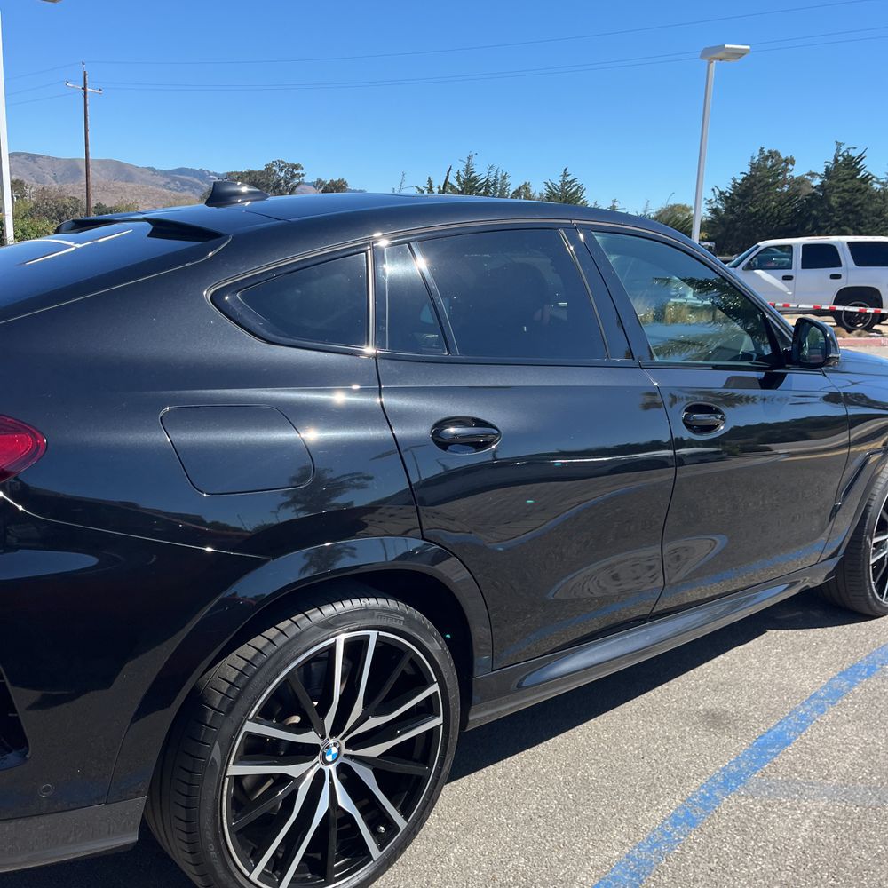 2021 BMW X6 M50i