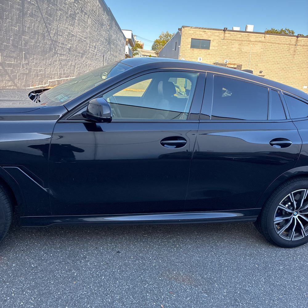2022 BMW X6 M50i