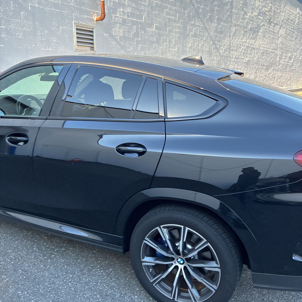 2022 BMW X6 M50i