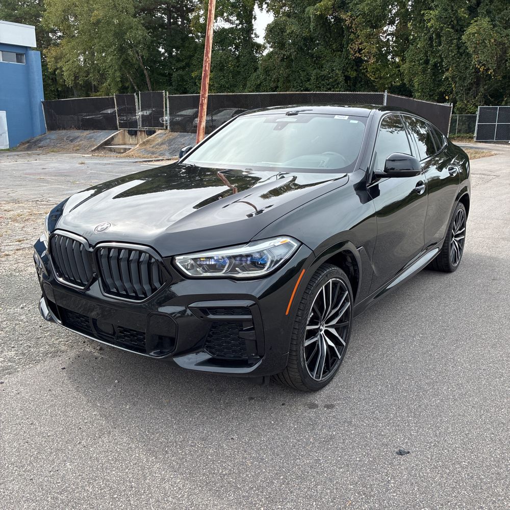 2022 BMW X6 M50i