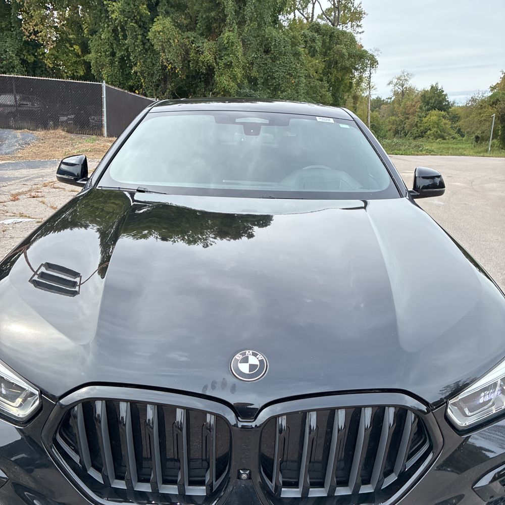 2022 BMW X6 M50i