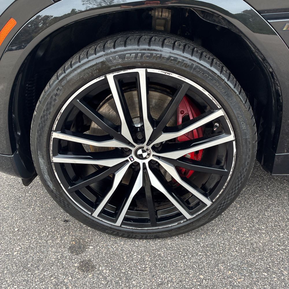 2022 BMW X6 M50i