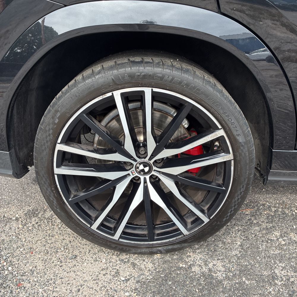 2022 BMW X6 M50i