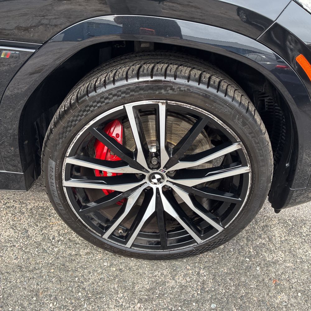 2022 BMW X6 M50i
