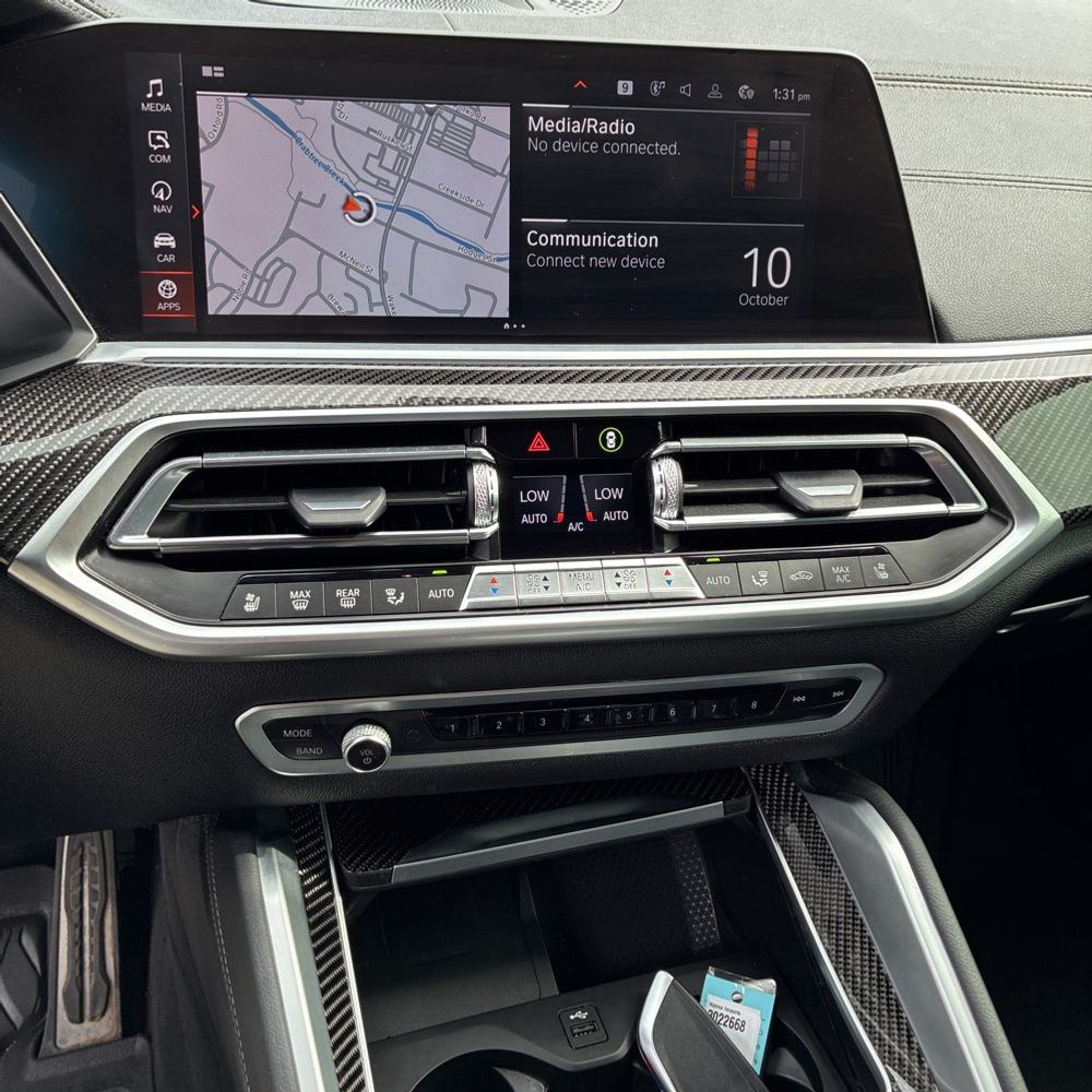2022 BMW X6 M50i