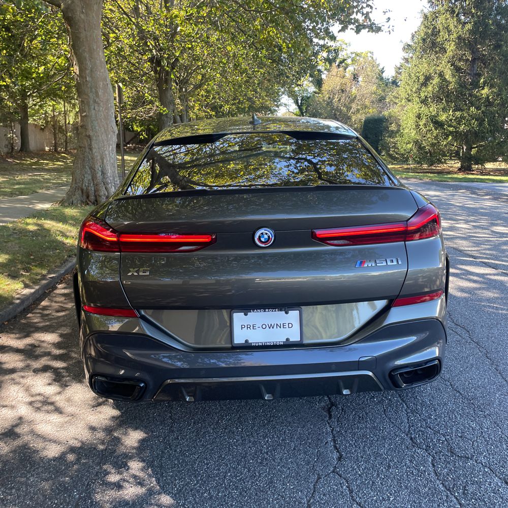 2023 BMW X6 M50i