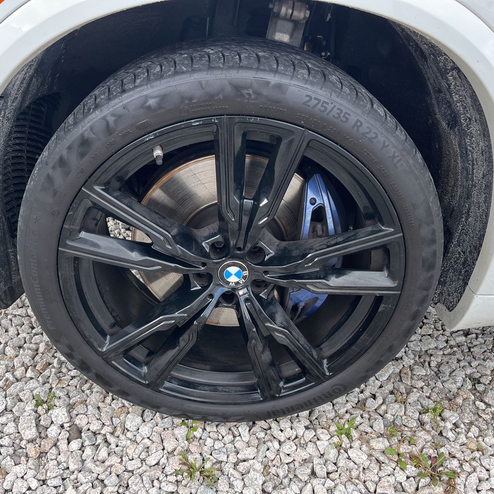 2022 BMW X5 M50i
