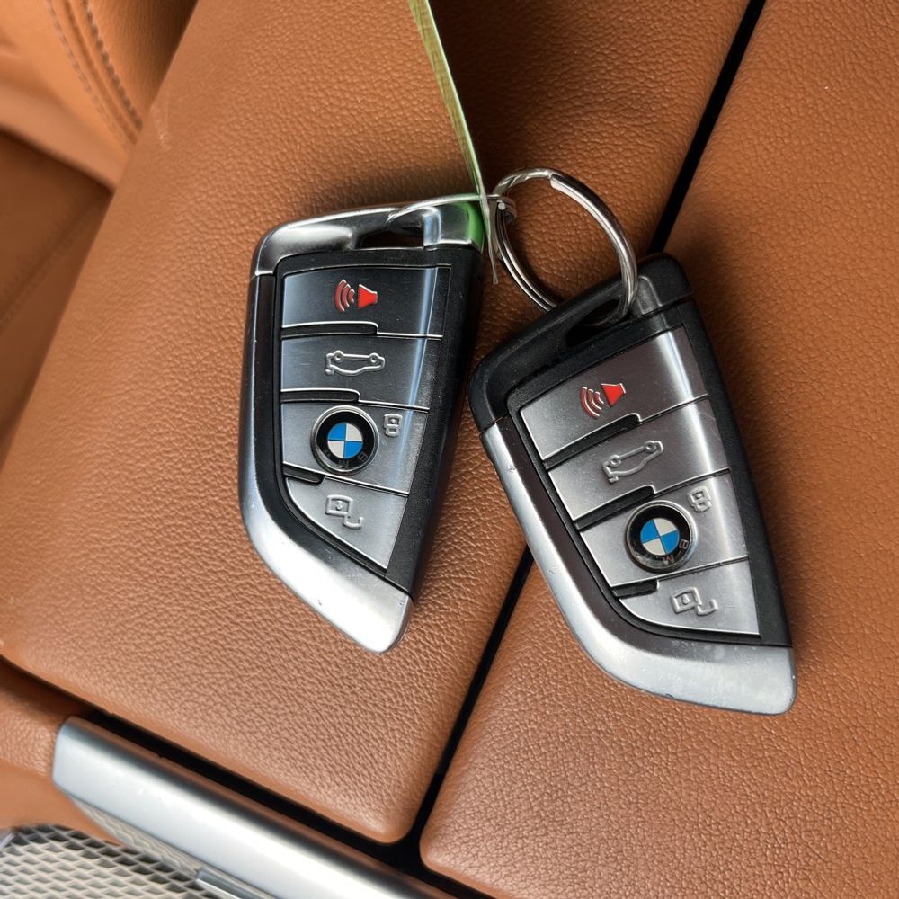 2022 BMW X5 M50i