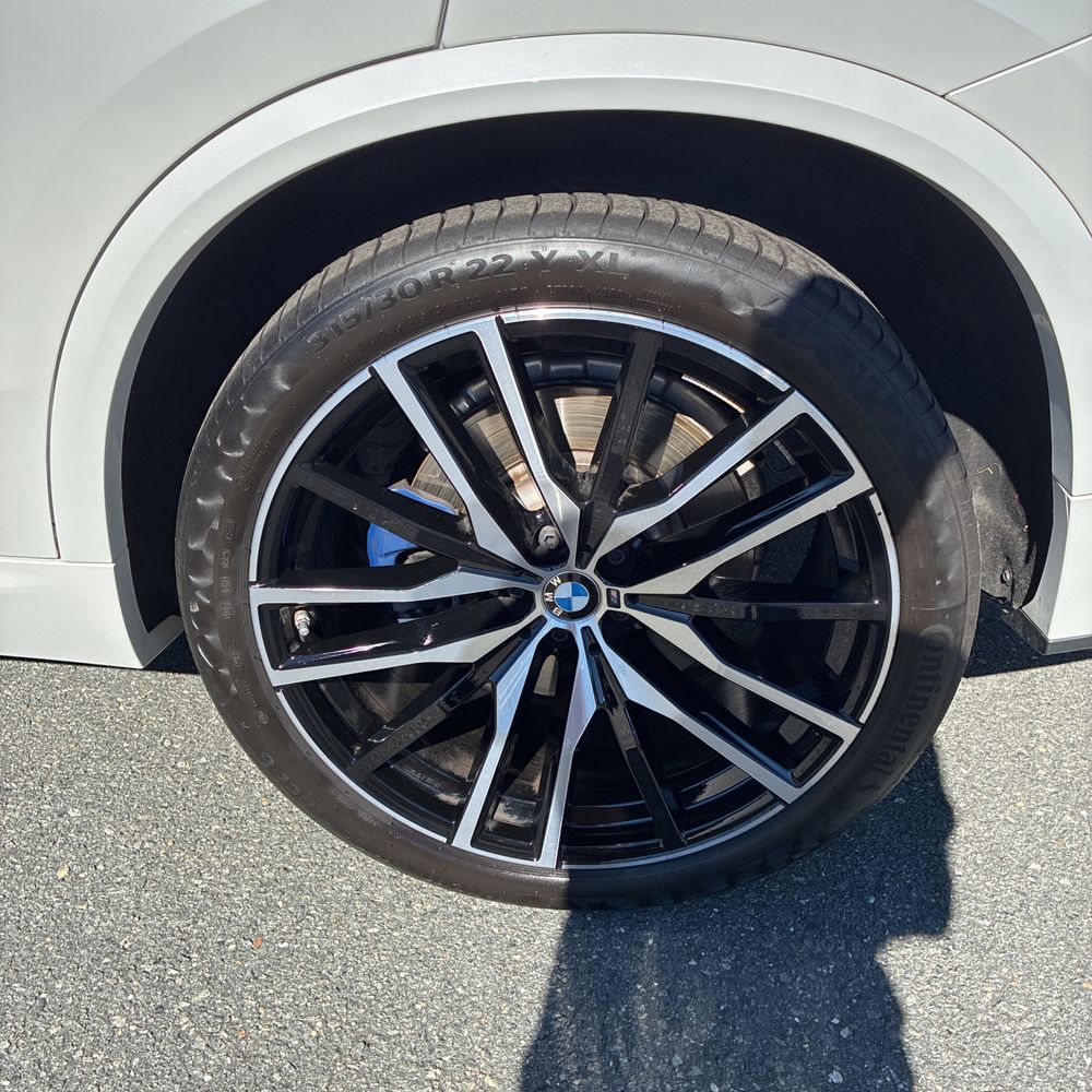 2023 BMW X5 M50i