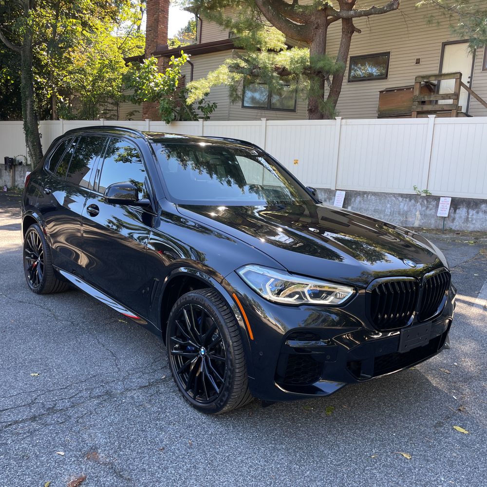 2023 BMW X5 M50i