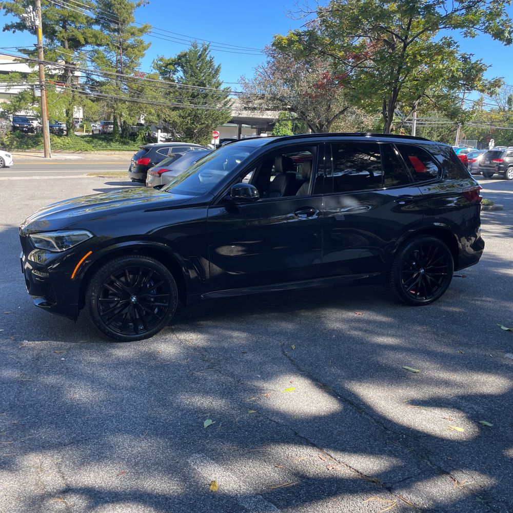2023 BMW X5 M50i