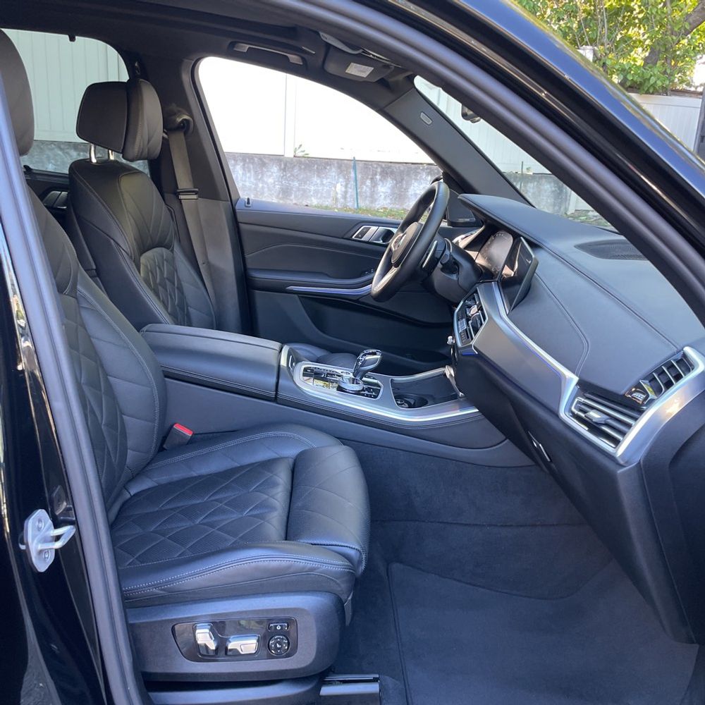 2023 BMW X5 M50i