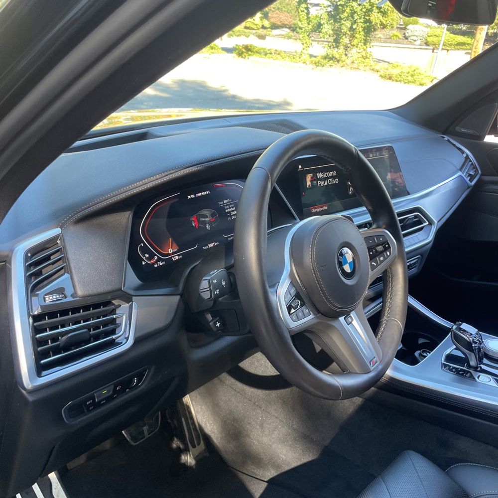 2023 BMW X5 M50i