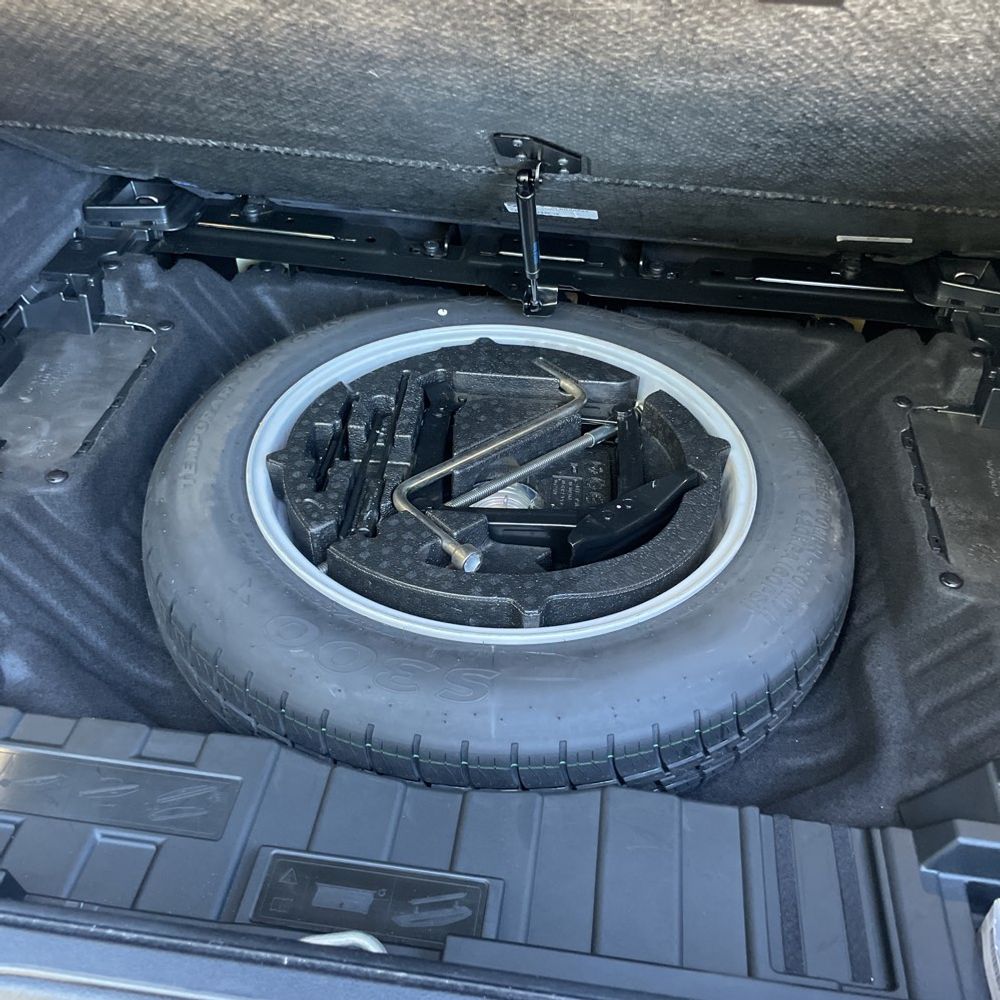 2023 BMW X5 M50i