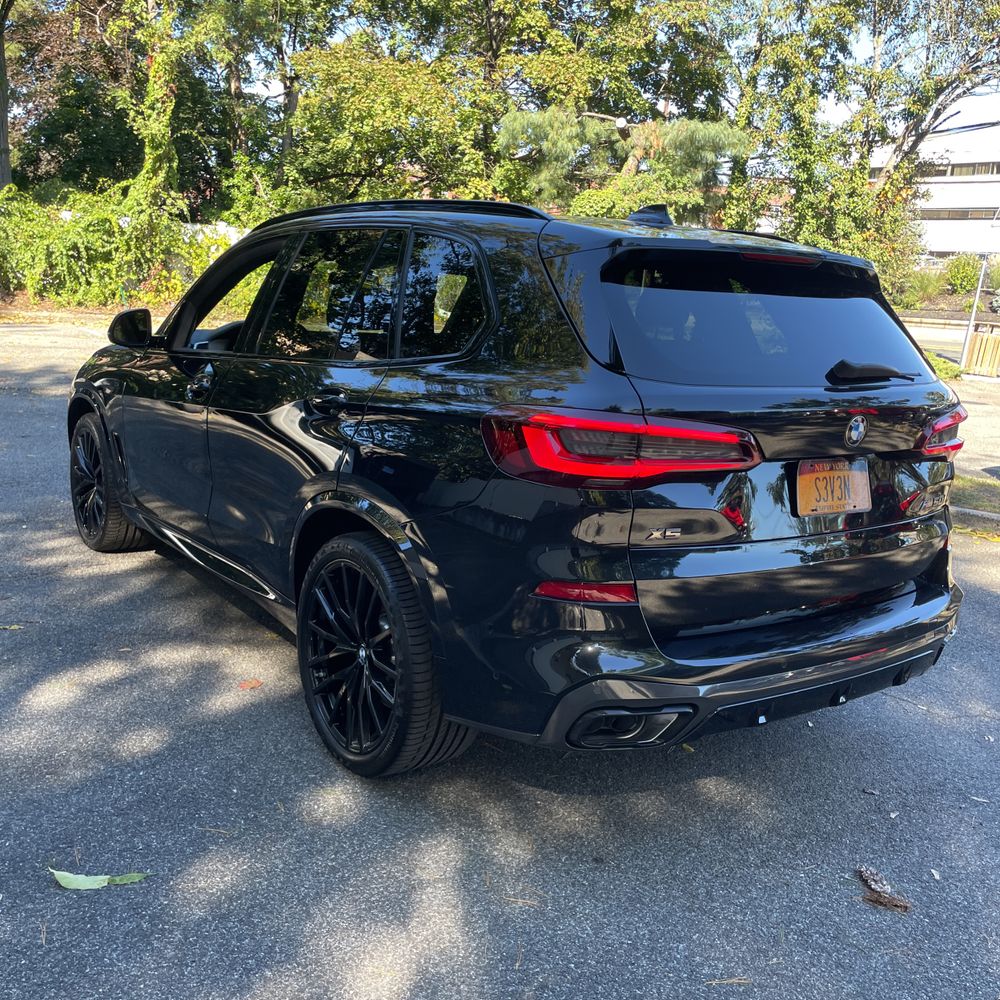 2023 BMW X5 M50i