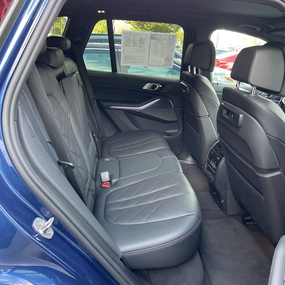 2023 BMW X5 M50i