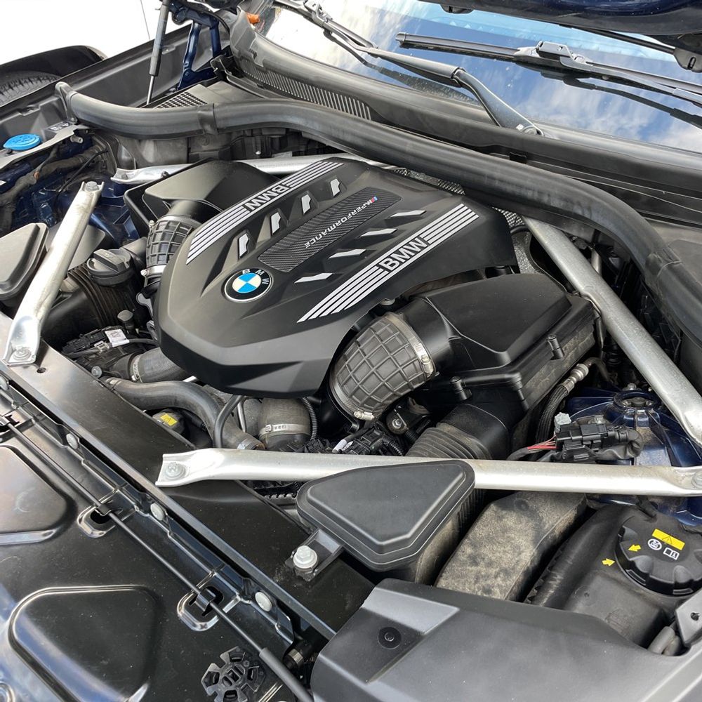 2023 BMW X5 M50i
