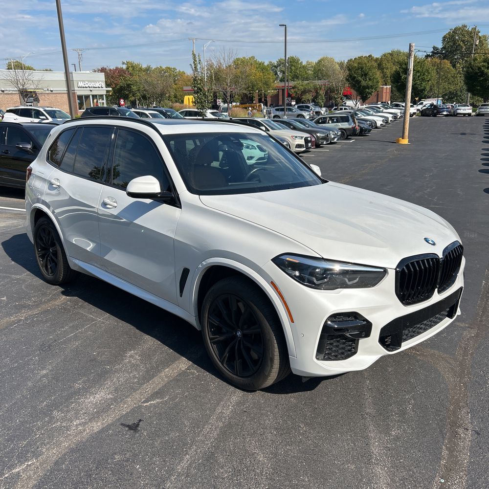 2023 BMW X5 M50i