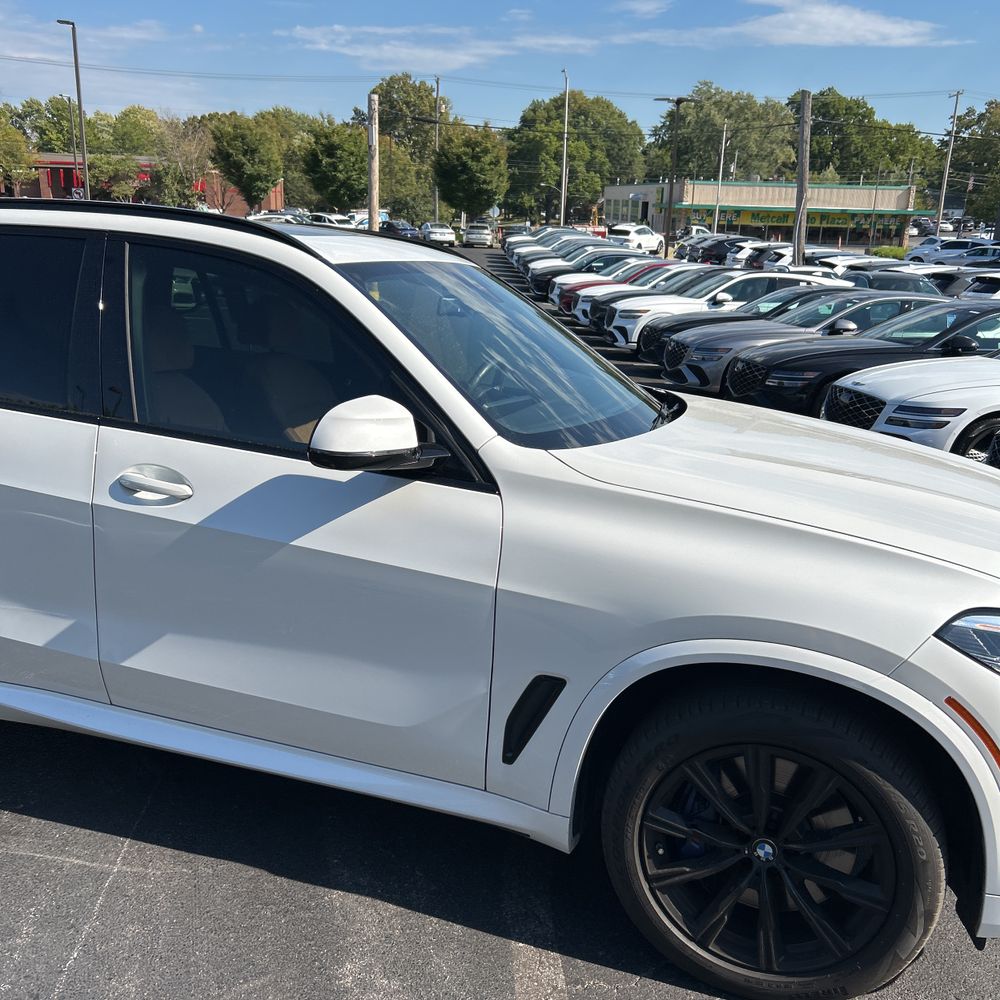 2023 BMW X5 M50i