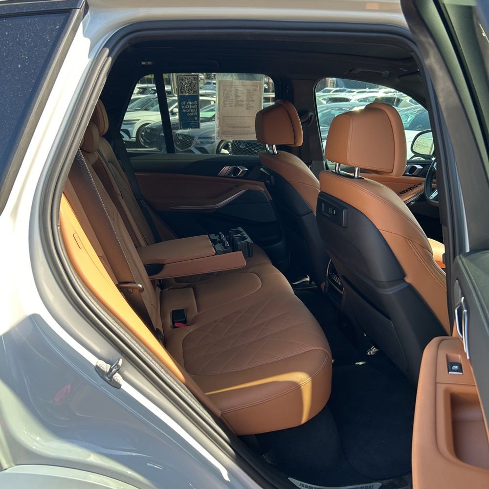 2023 BMW X5 M50i