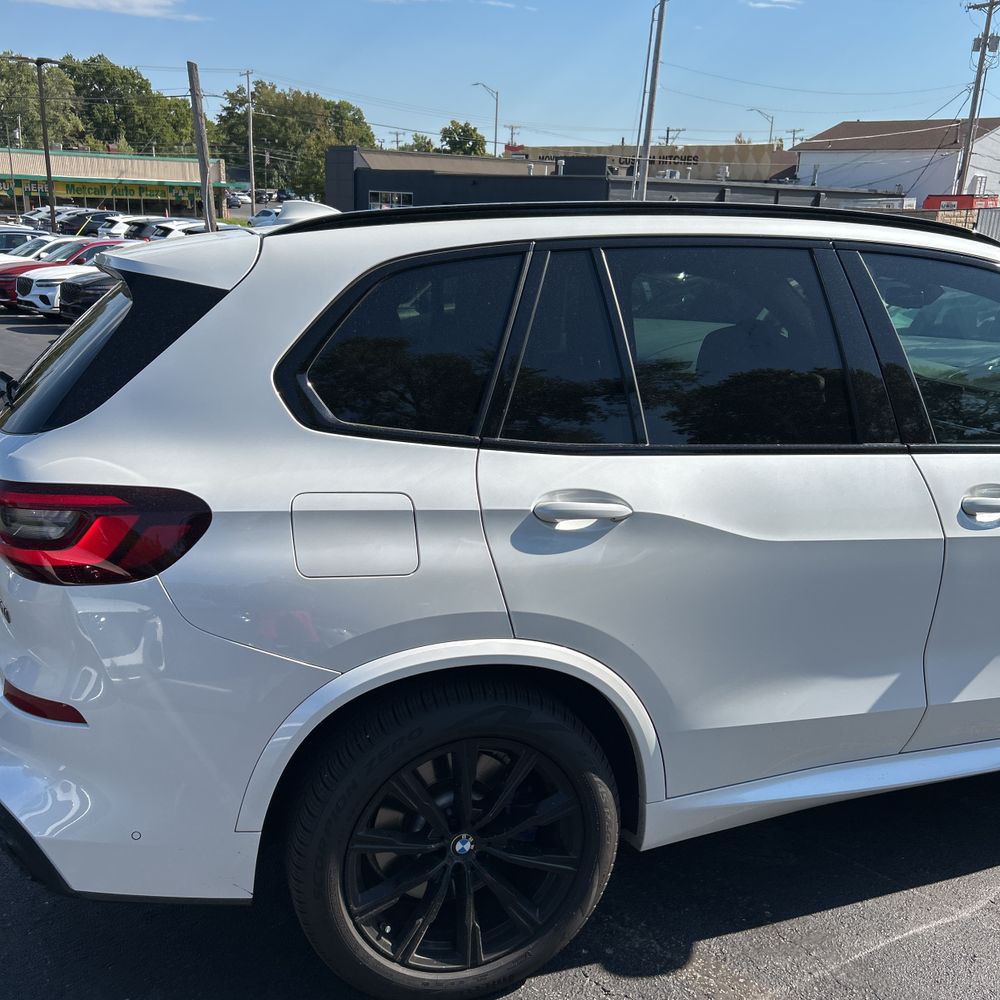 2023 BMW X5 M50i