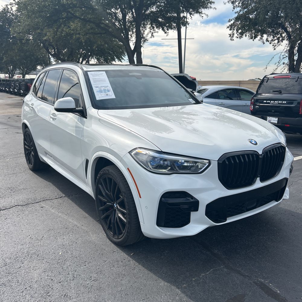 2023 BMW X5 M50i