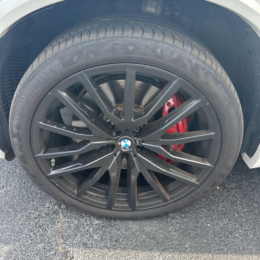 2023 BMW X5 M50i