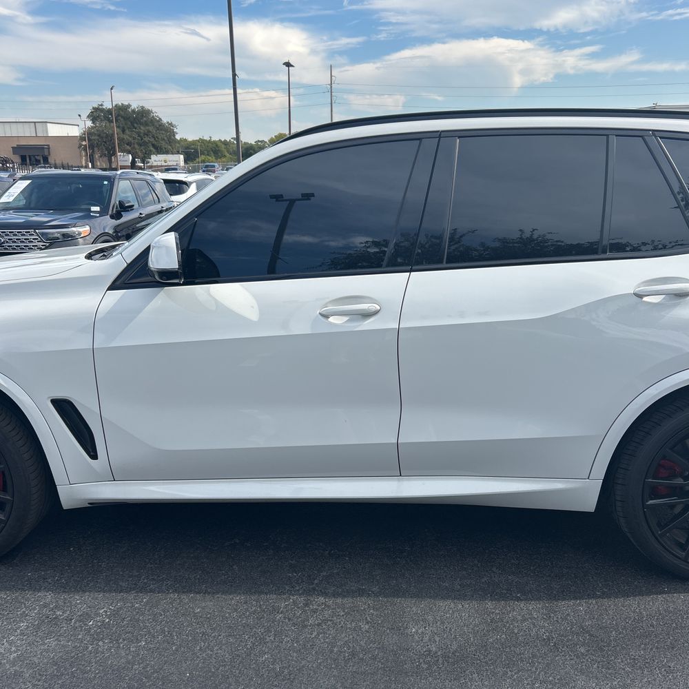 2023 BMW X5 M50i