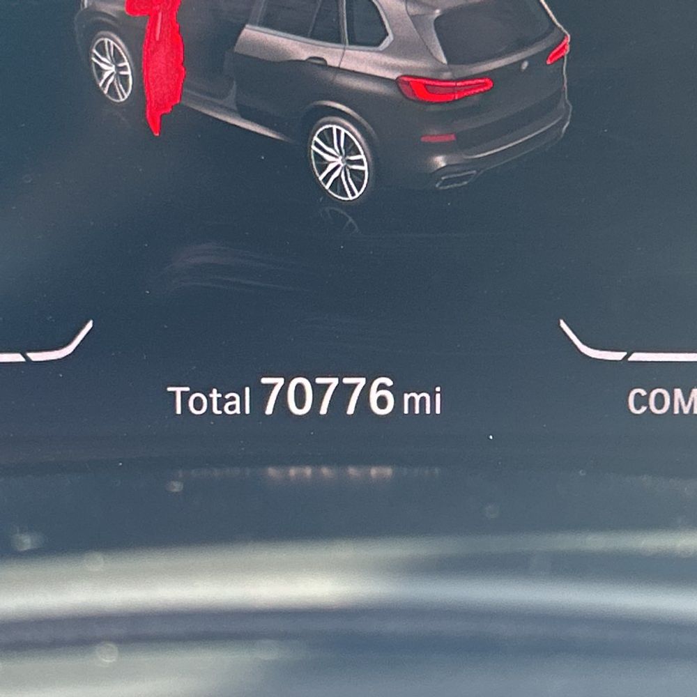 2023 BMW X5 M50i